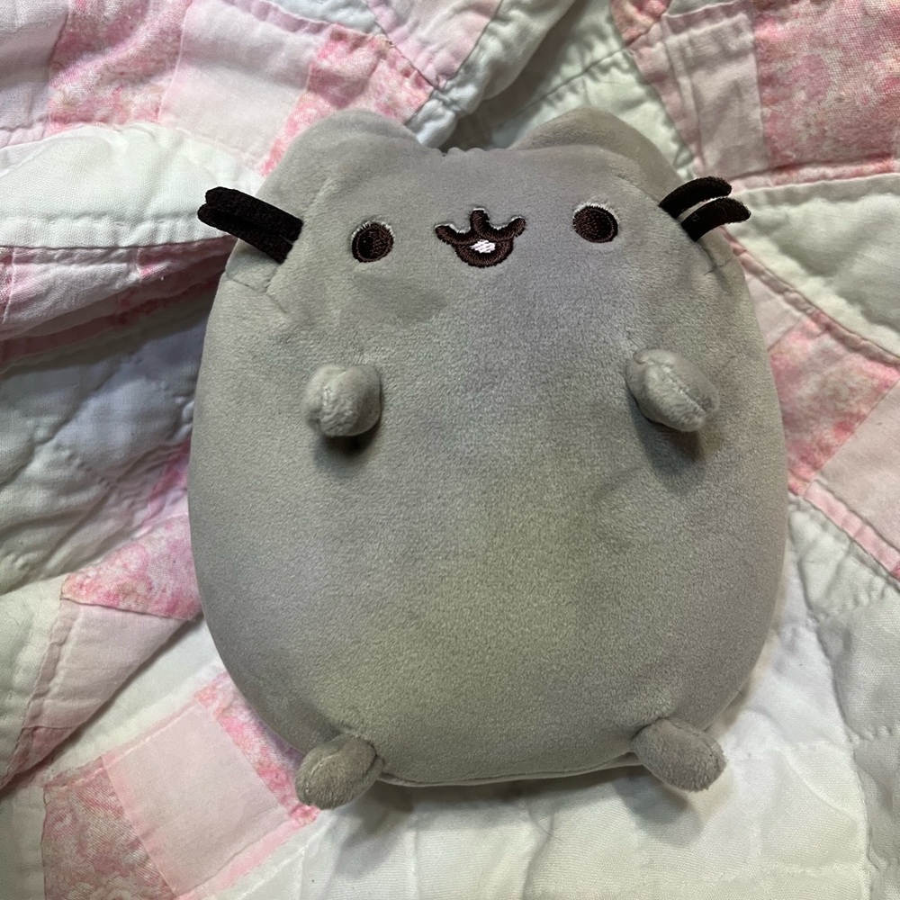 Pusheen